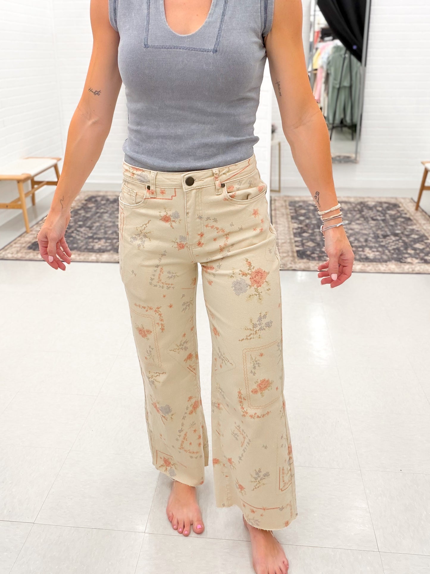 So Chic Cross Stitch Floral Pattern Twill Pants Khaki