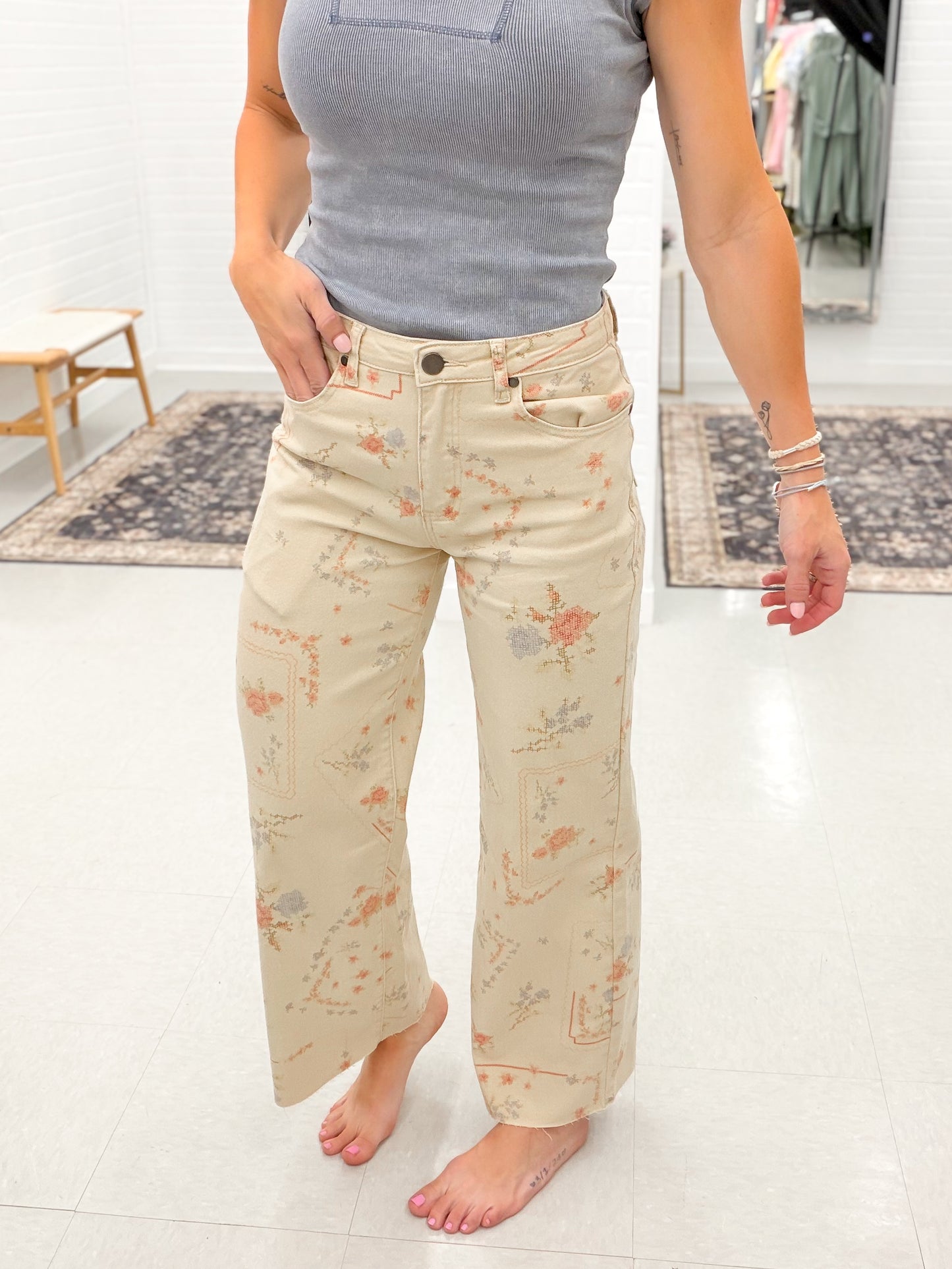 So Chic Cross Stitch Floral Pattern Twill Pants Khaki