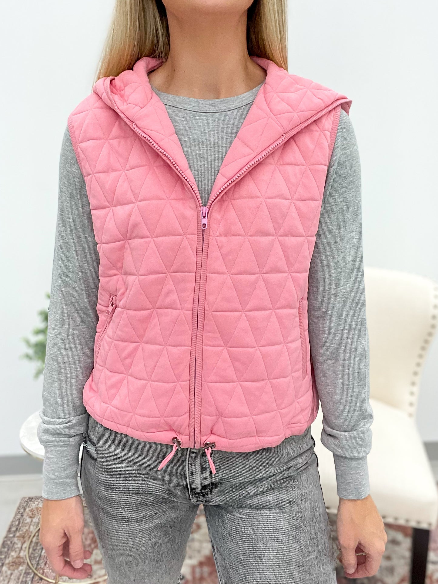 Looking At You Quilted Vest Pink