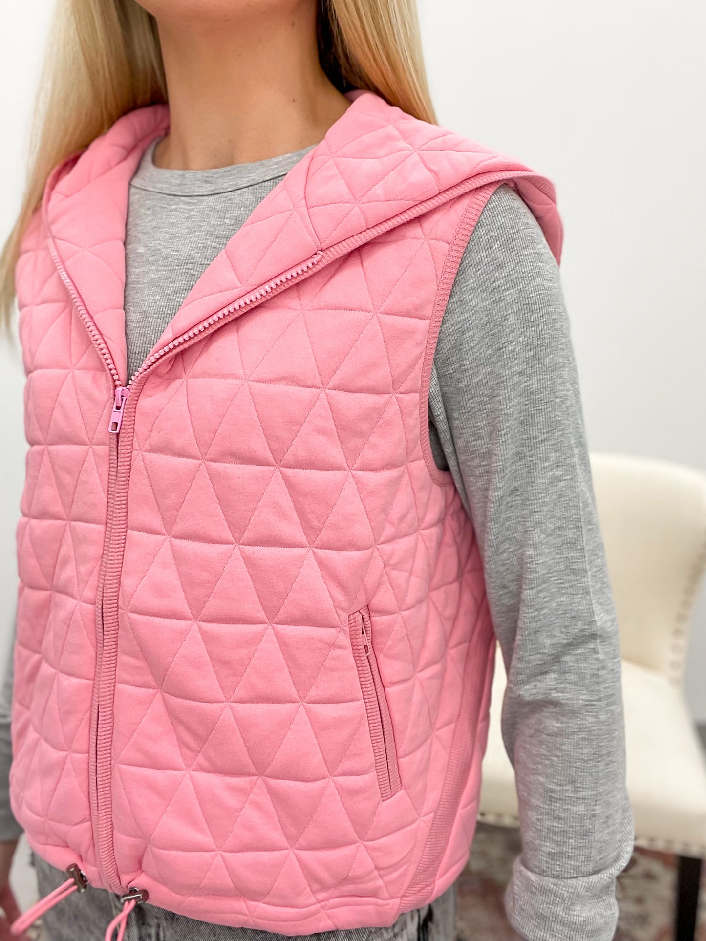 Looking At You Quilted Vest Pink