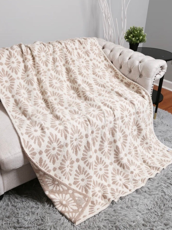 ComfyLuxe Floral Damask Blanket Beige