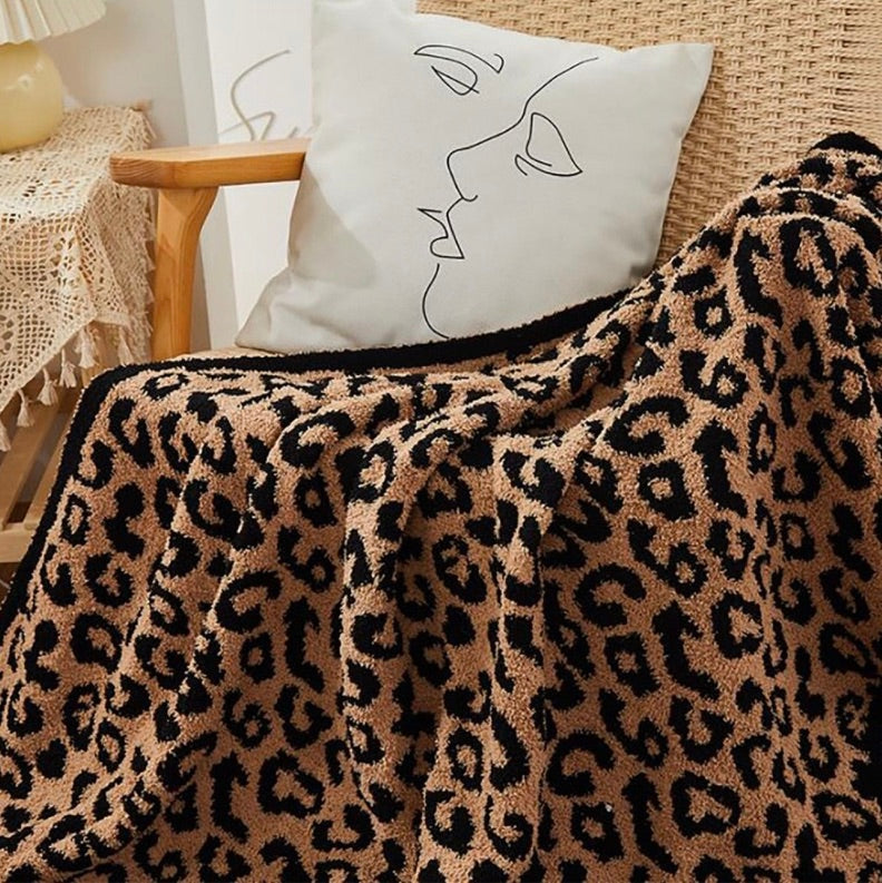 Luxury Leopard Print Throw Blanket Brown