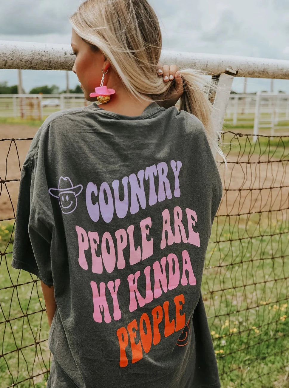 Country People Are My Kinda People Graphic Tee